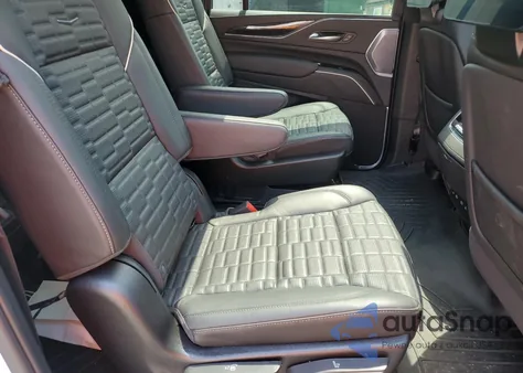 2023 Cadillac Escalade V Esv Sport z USA, uszkodzony, nr VIN 1GYS4SK96PR552557